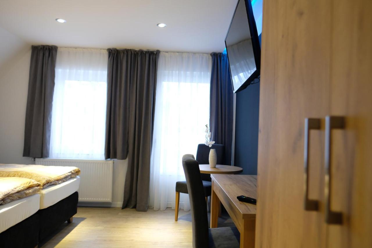 Schlafstuebchen Hotell Leer Exteriör bild