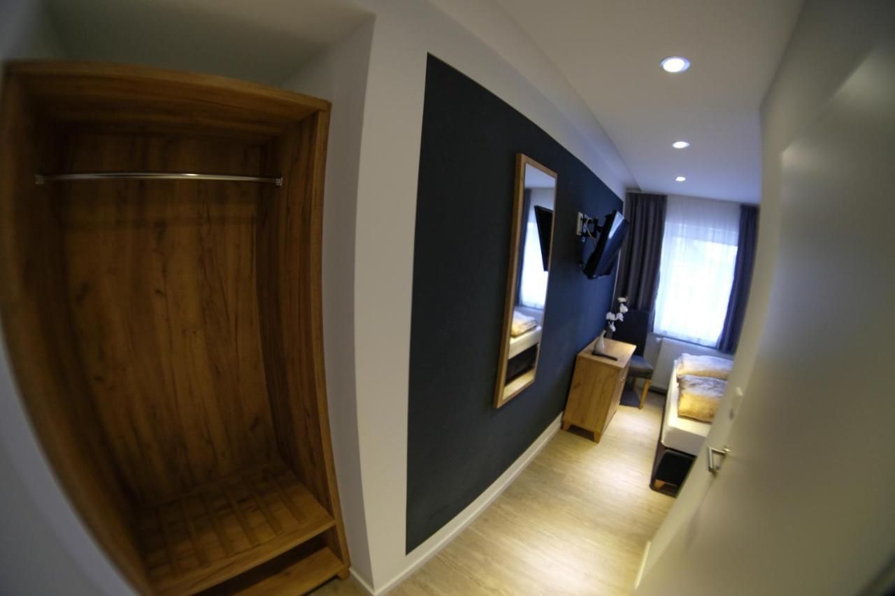 Schlafstuebchen Hotell Leer Exteriör bild